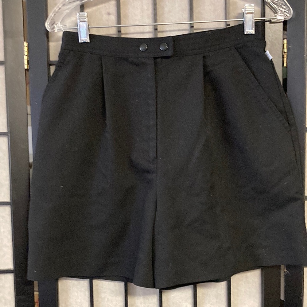 Black twill shorts with side pockets